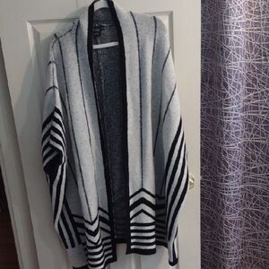 Elegant Black and Gray Women's Cardigan